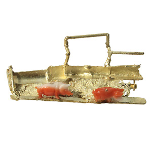 Andrea Wipperman 'Pigs in the Town' 2004 Brooch - gold, gegossen, coral