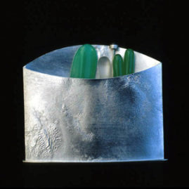 5.27 'Brooch' 1986. white metal, chrysoprase, green agate, rock crystal