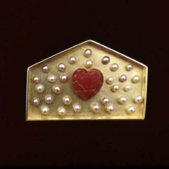 5.64 'House' 2003. Brooch; white metal (gold plated), cultured pearl, sponge coral